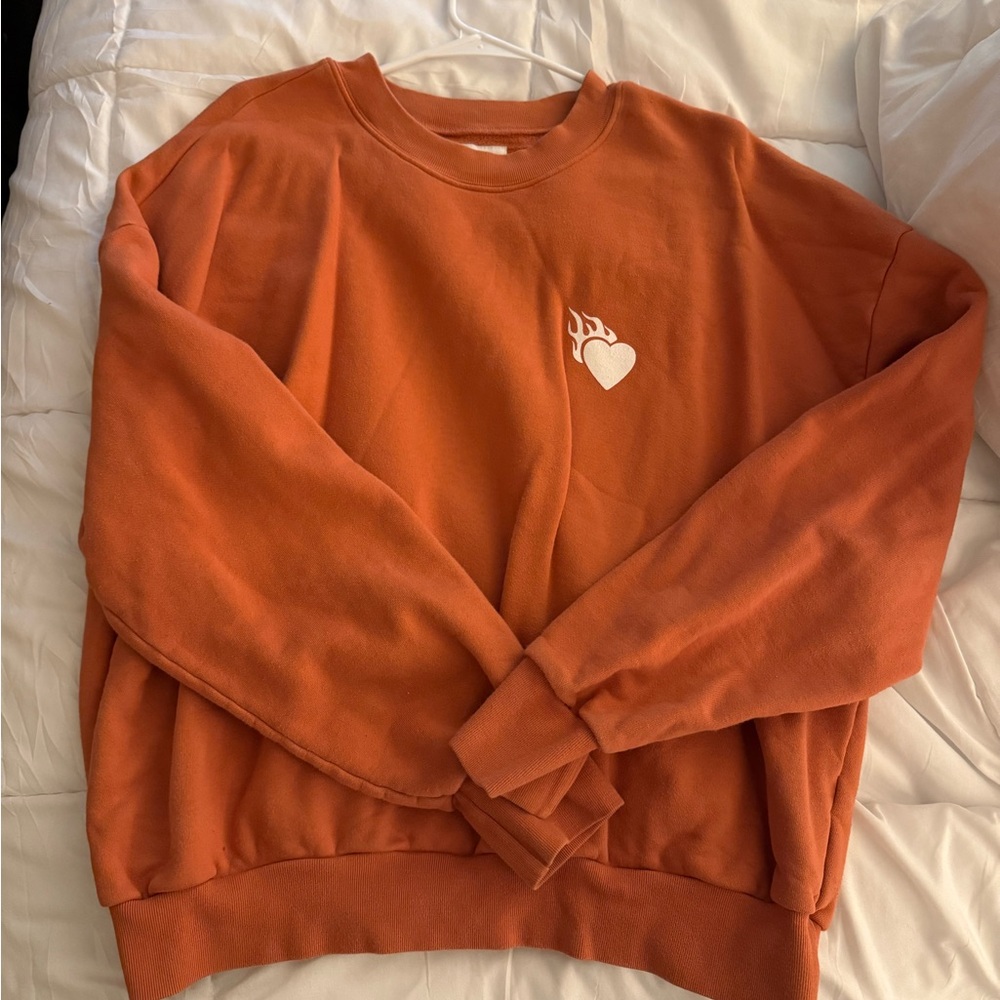 Orange Cozy Crewneck Sweatshirt with Ribbed Cuffs